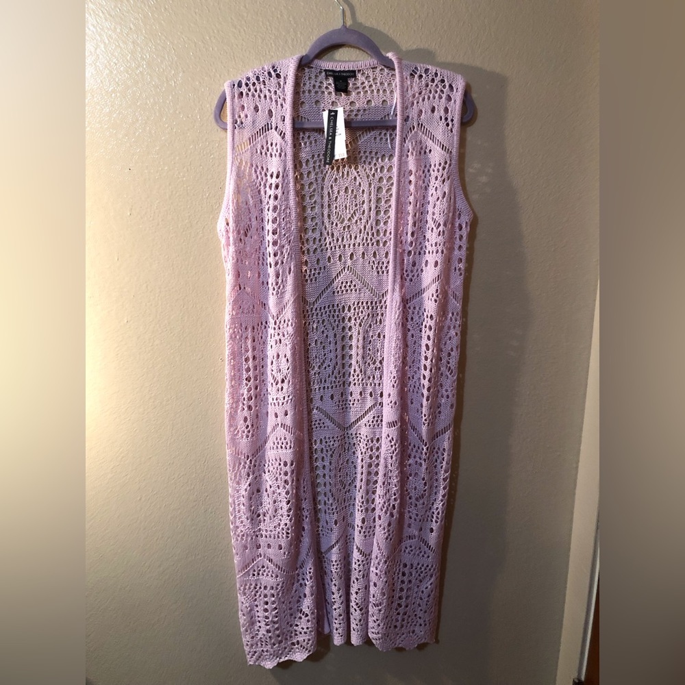 Chelsea and Theodore pink crochet duster vest. Medium NWT